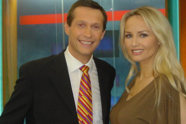 ARTISTES Adriana Karembeu