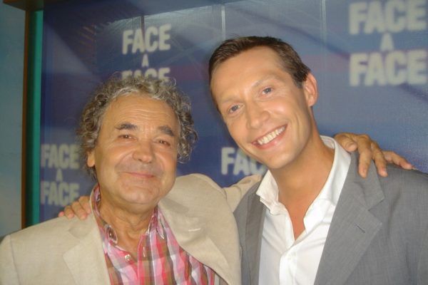 ARTISTES Pierre Perret